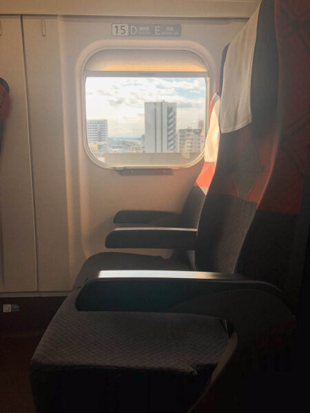 Die besten Alternativen zum JR Pass Shinkansen SItzplatz